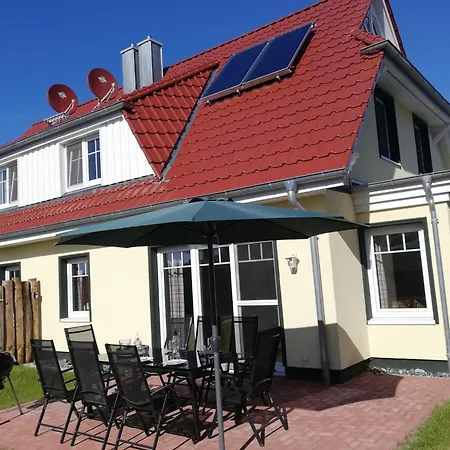 Ferienhaus Huehnergott Kranichnest Breege Exterior photo