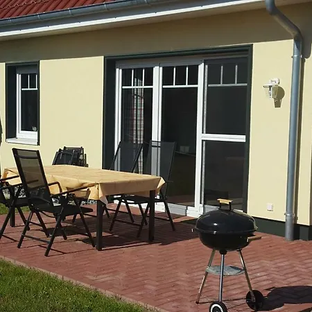 Ferienhaus Huehnergott Kranichnest Breege Exterior photo